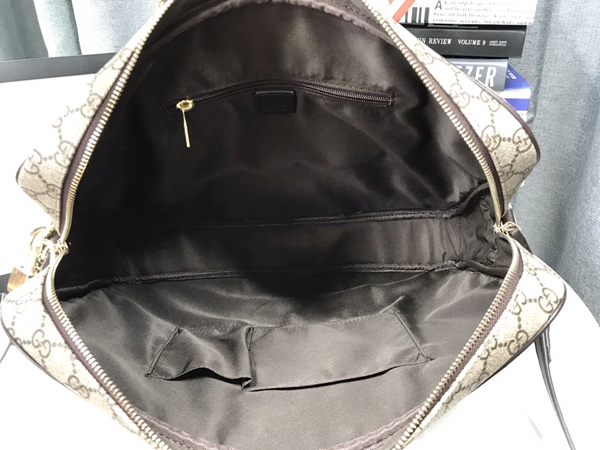 激安グッチバッグコピー着用イメージ